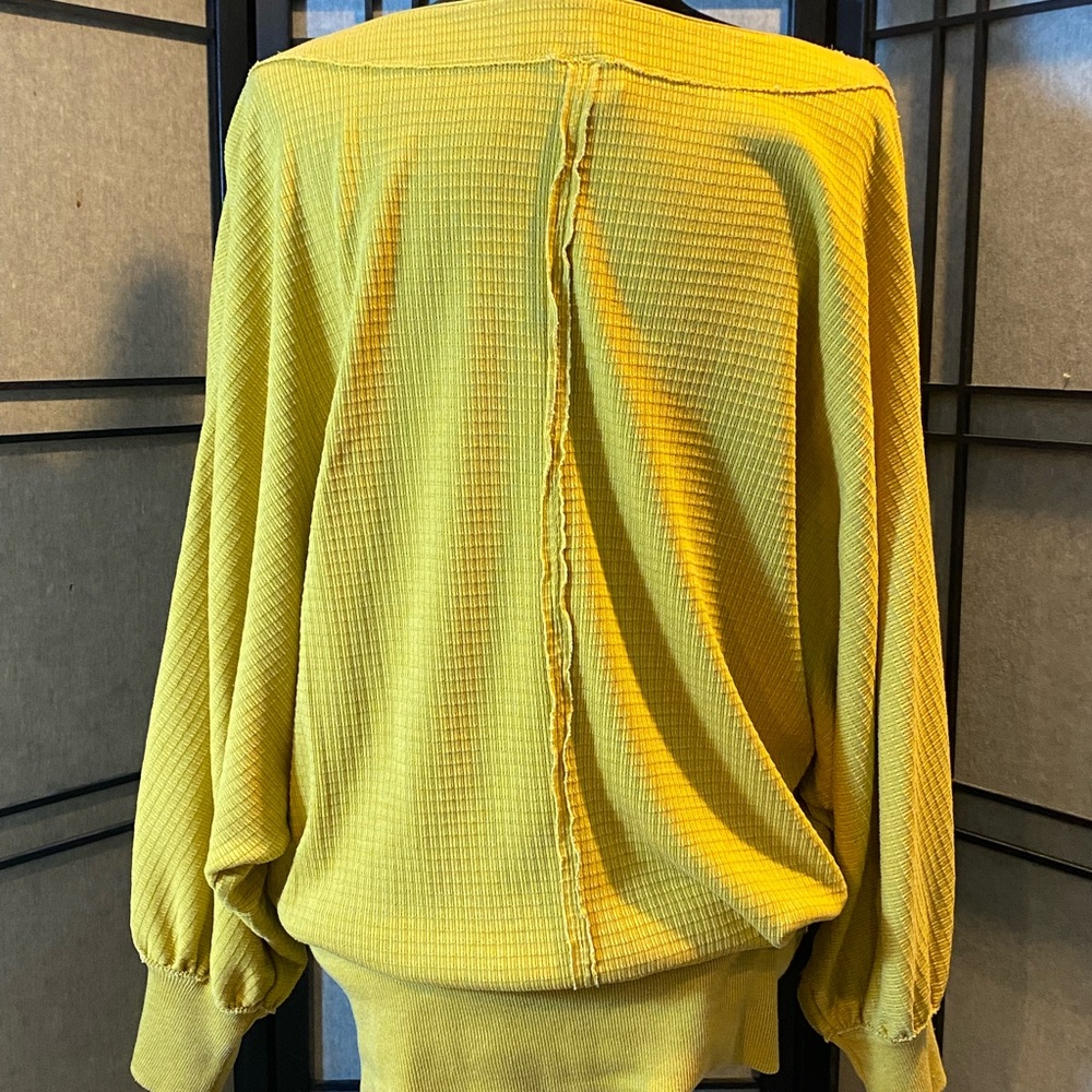 We The Free Tunic Top Size L Mustard Raw Seams Light Weight Oversized Sleeves - Picture 2 of 9
